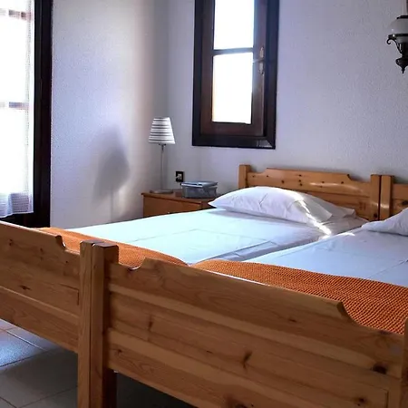 Case de vacanță #flh - Beachfront House - Mikiverna