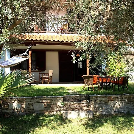 #flh - Beachfront House - Mikiverna Kalyves Polygyrou